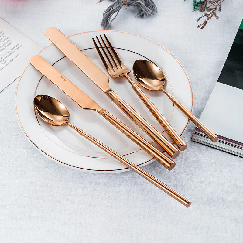 Barton Luxury Gold Cutlery Set | 3CARATS - Image 9