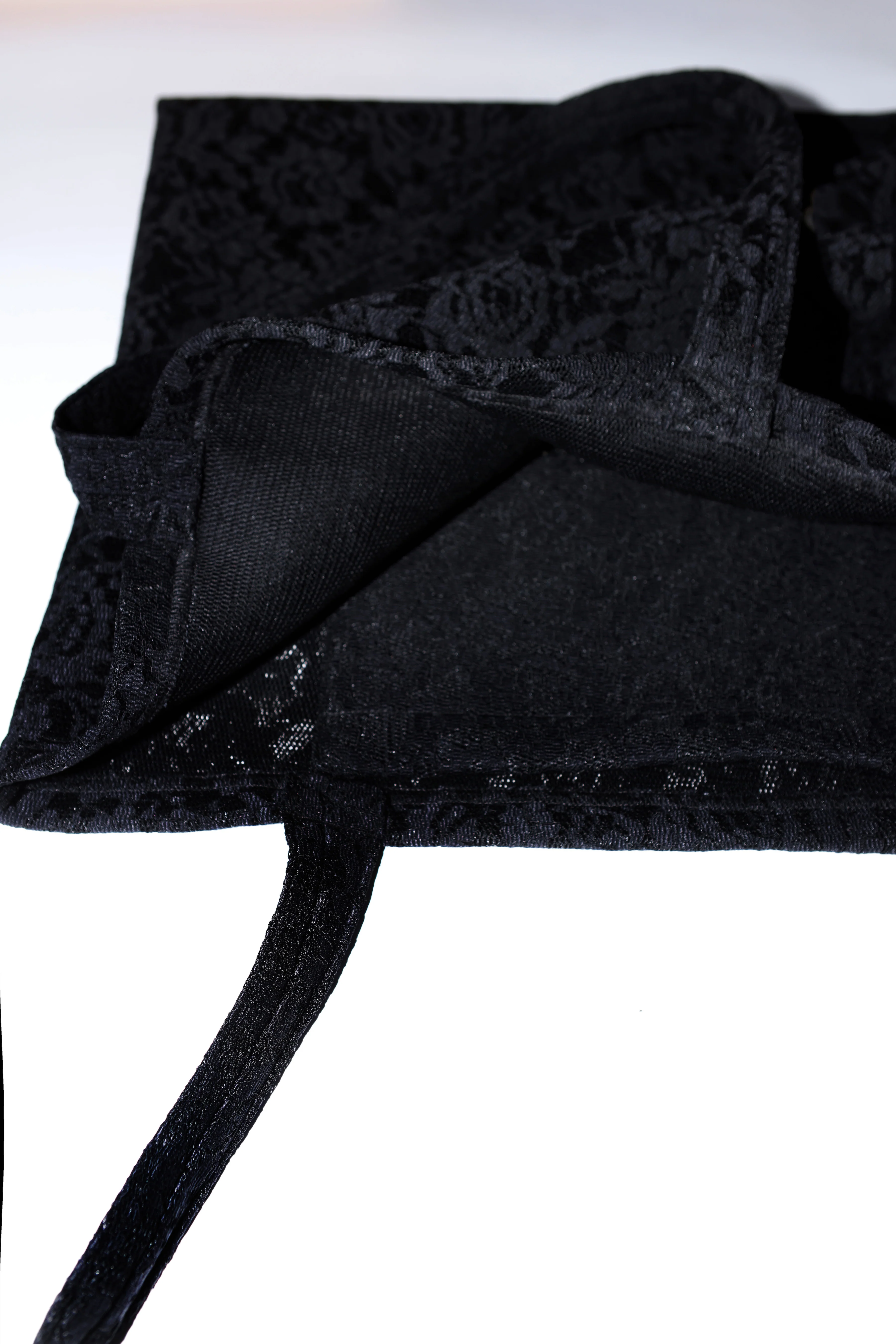 SHOPPER BAG in LACE NEOPRENE - Image 2